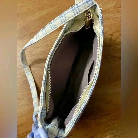 shoulder Bag blue and white plaid plastic chain 9x4x2 inches Y2K like new - Picture 8 of 8